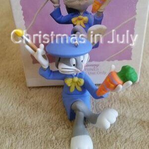 Hallmark 1995 Bugs Bunny Looney Tunes Spring Easter Artist Ornament